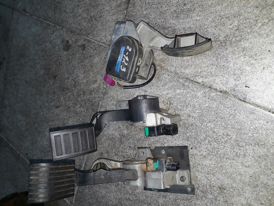 Педаль газа