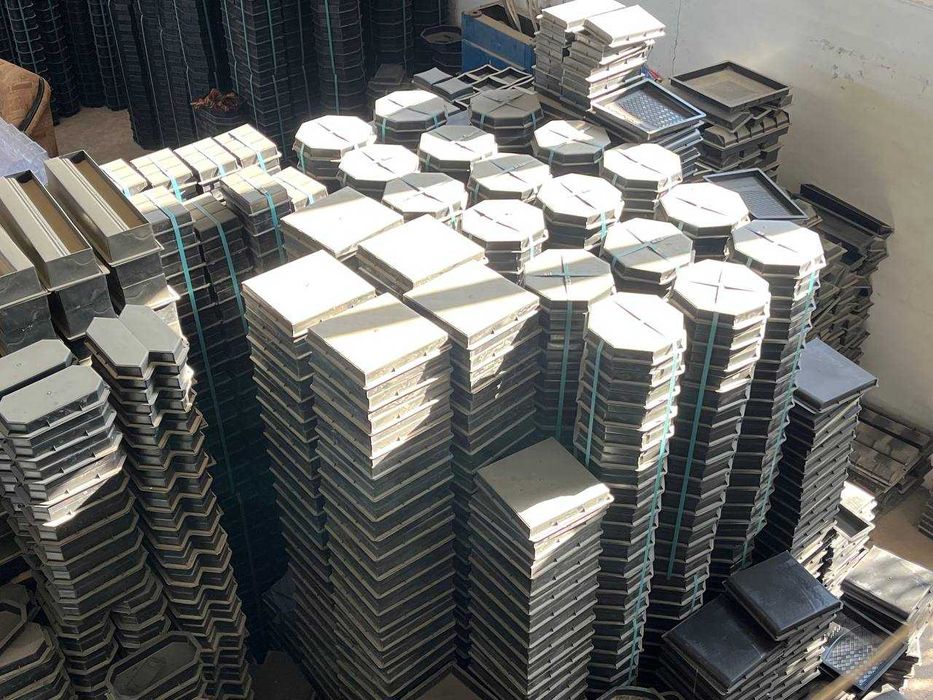 Форма для заливки брусчатки