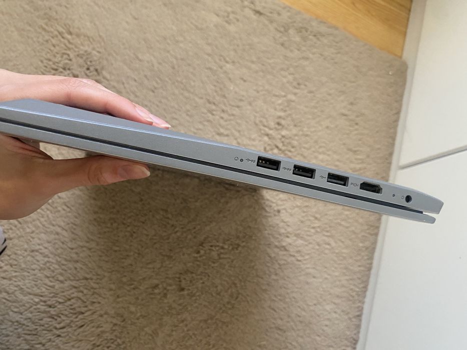 Laptop Lenovo Ideapad3