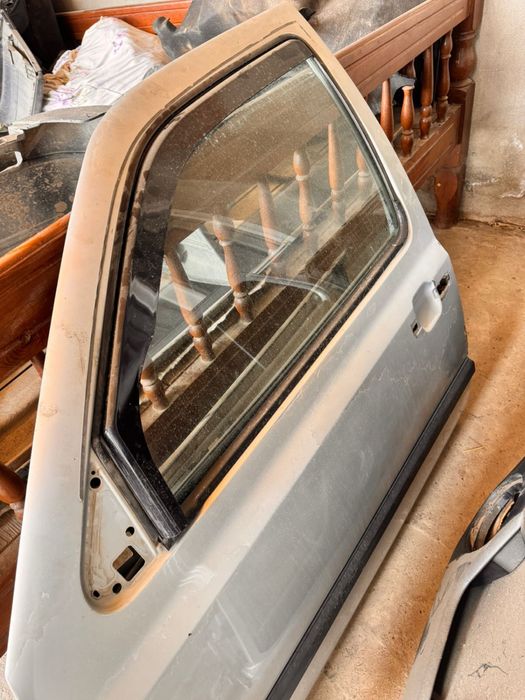 Обе левые двери на гольф 3