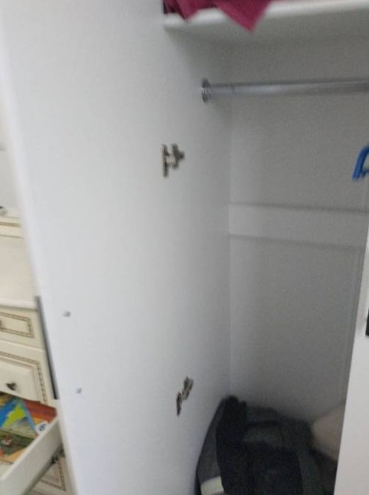 Шкаф белый продам