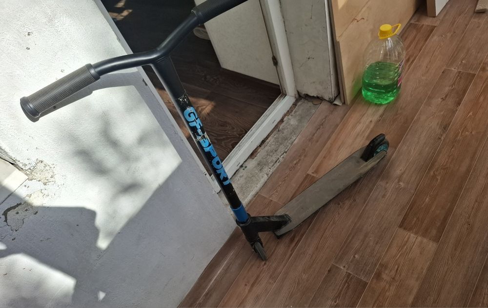Самокат трюковой продаю