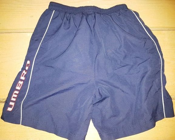 Pantaloni scurti originali Umbro S-M (2 modele)