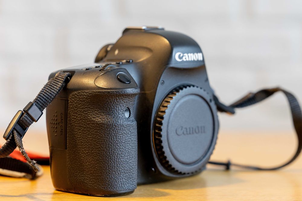 Aparat foto full frame Canon 6d mark I