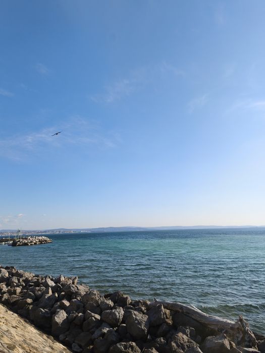 Vând Apartament cu două camere et 4 din 6 cu lift MIOVENI.