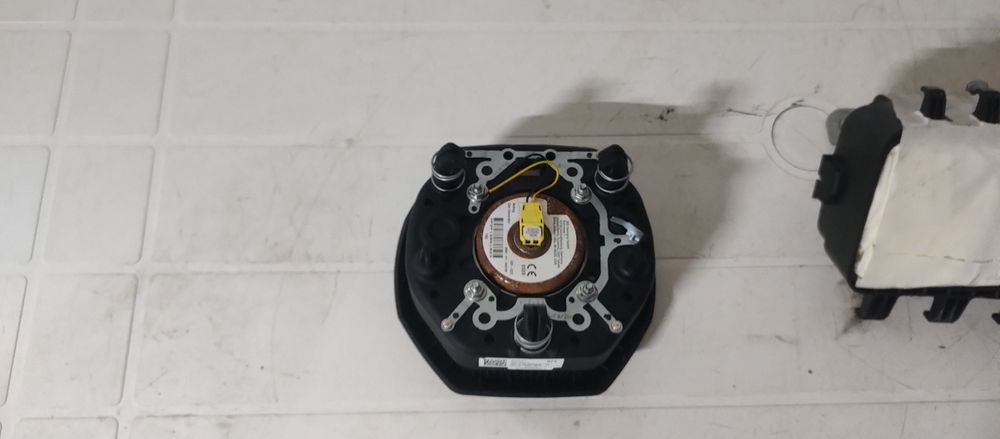 Airbag Duster 3 și bixter cod 985100254R, 985157847R