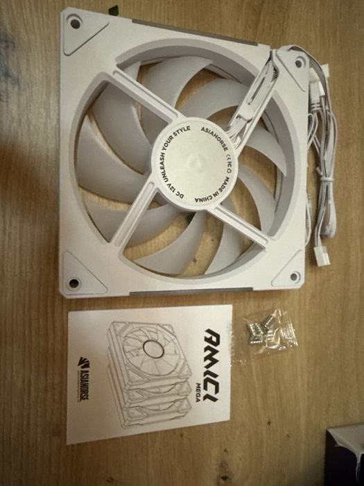 Ventilator Cooler PC Desktop Carcasa Calculator AsiaHorse AMICI Mega 140mm ARGB PWM 1800RPM 89CFM Infinity Mirror Black White Reverse Gaming Open Box