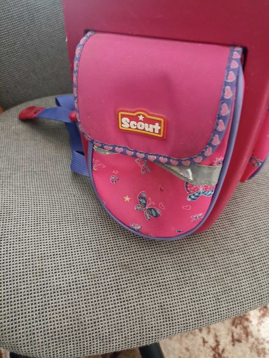 Запазена раница за училище посчи не използвана