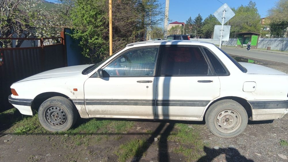 Продам машину на ходу