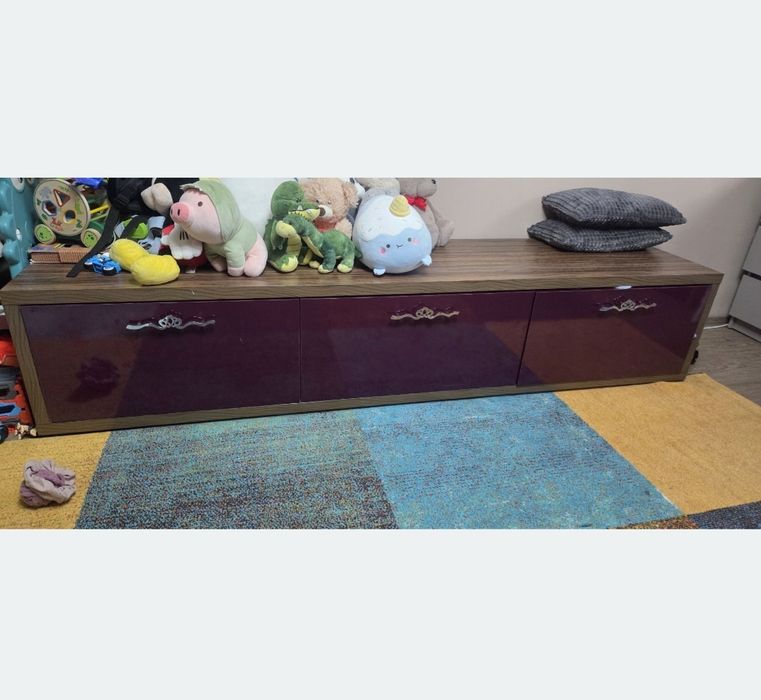 Comoda TV cu sertare