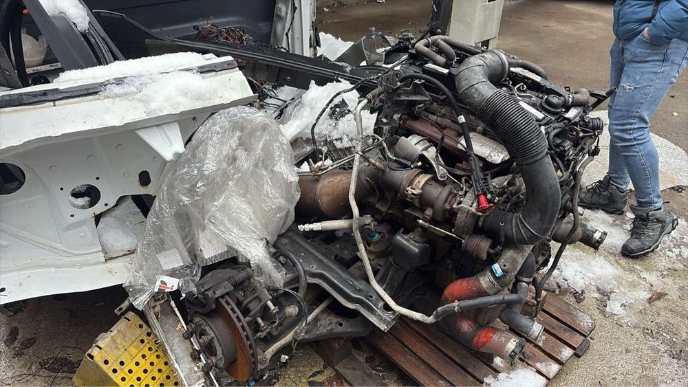 На части Mercedes-Benz Sprinter 2.2cdi Товарен  om651 2019g