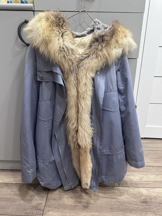 Продам зимнюю куртку/пуховик