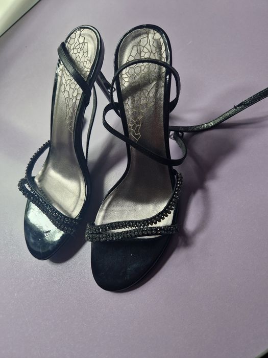 Босоножки женские