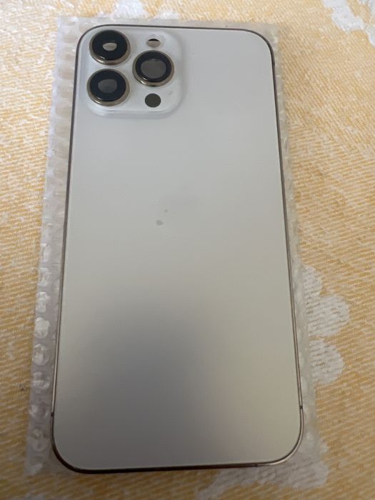 Carcasa iphone 13 pro max gold
