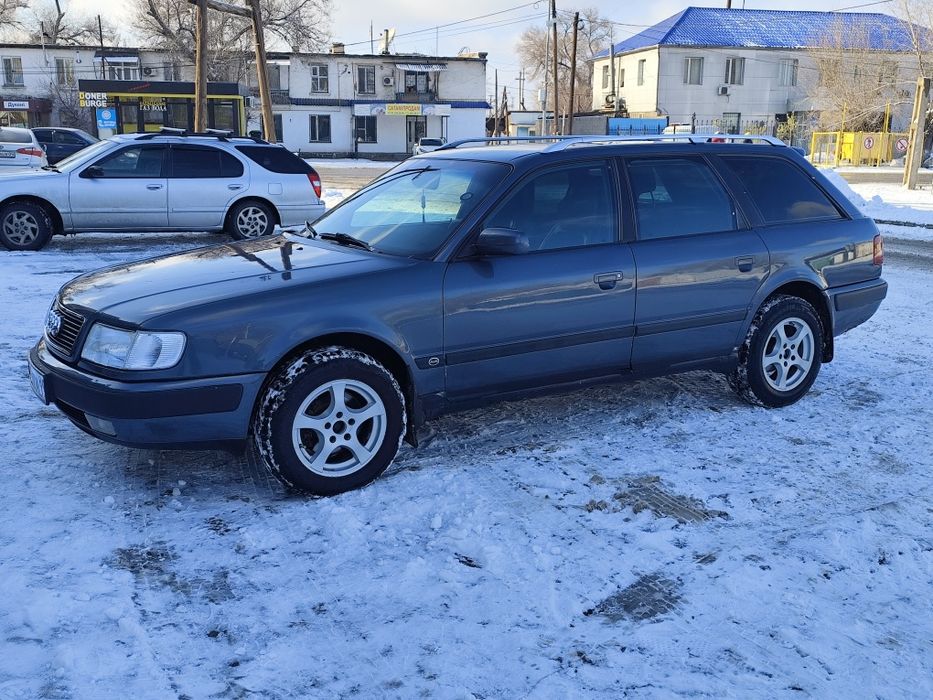 Продам Ауди 100 С4