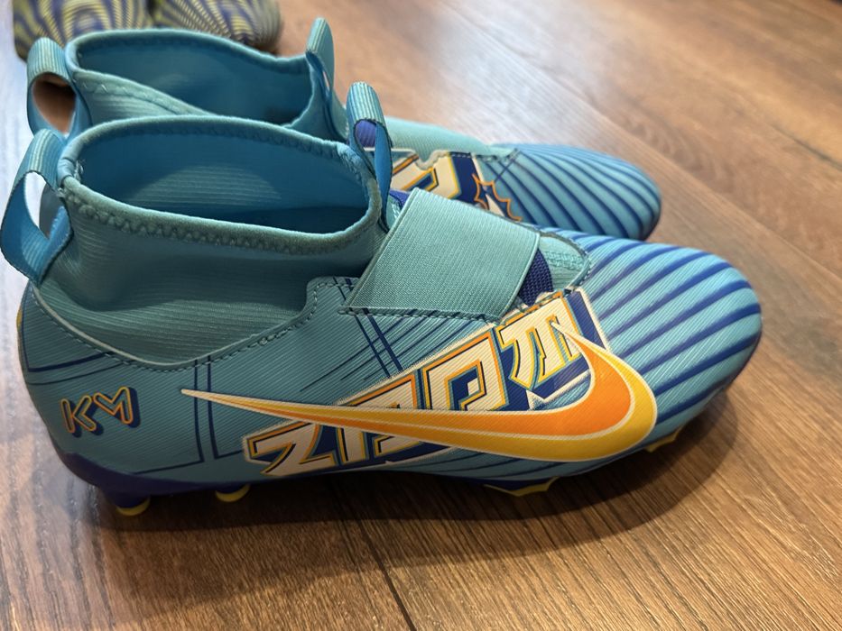 Калеври/Бутонки/Обувки за футбол/Адидас/Addidas/Nike/Найк