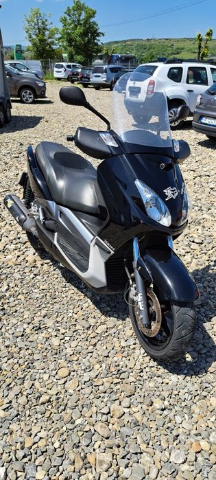 Yamaha Xmax 250 cm