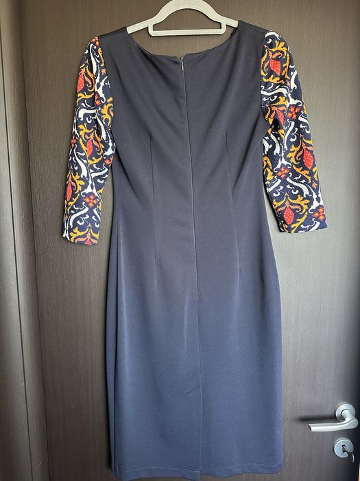 Rochie eleganta bluemarin cu maneci florale