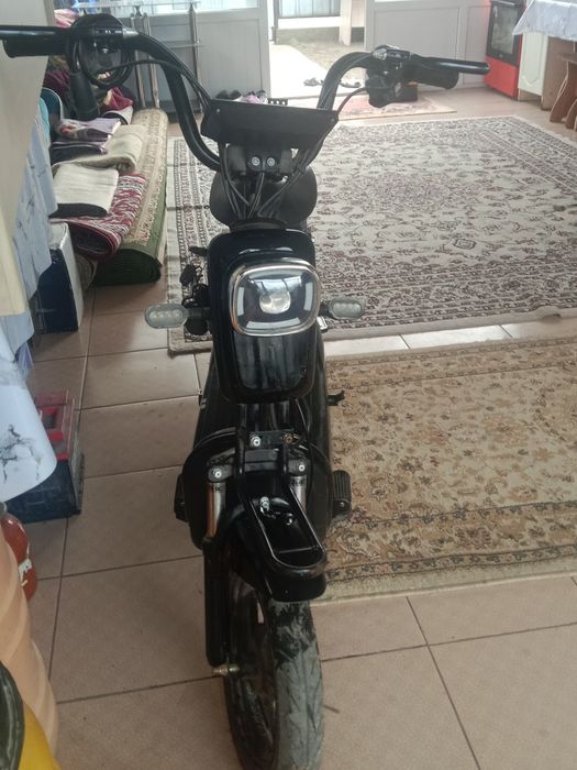 Продам гитару хорошом состояние