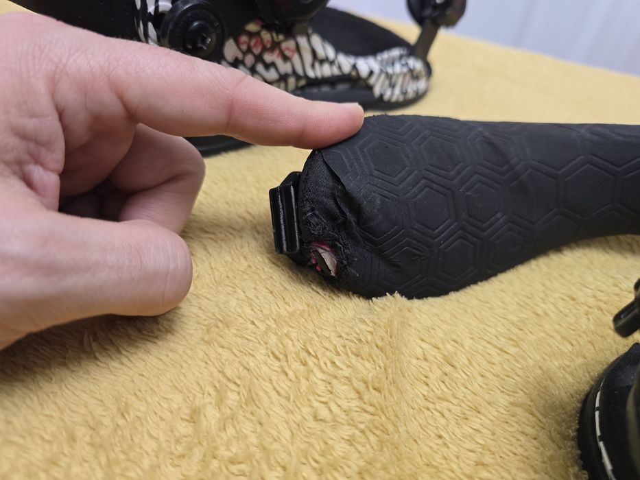 Legaturi snowboard Union Contact Pro
