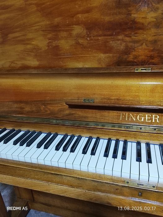 Продаётся фортепиано