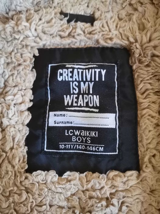 Продавам зимно яке за момче