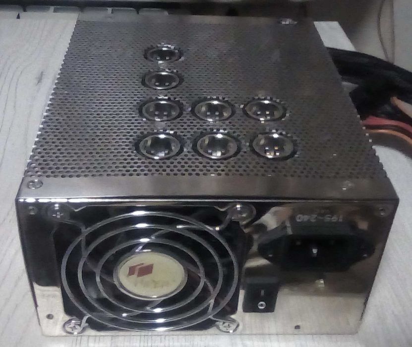 Блок питания HIPER HPU-4S730-MU 730W TYPE R