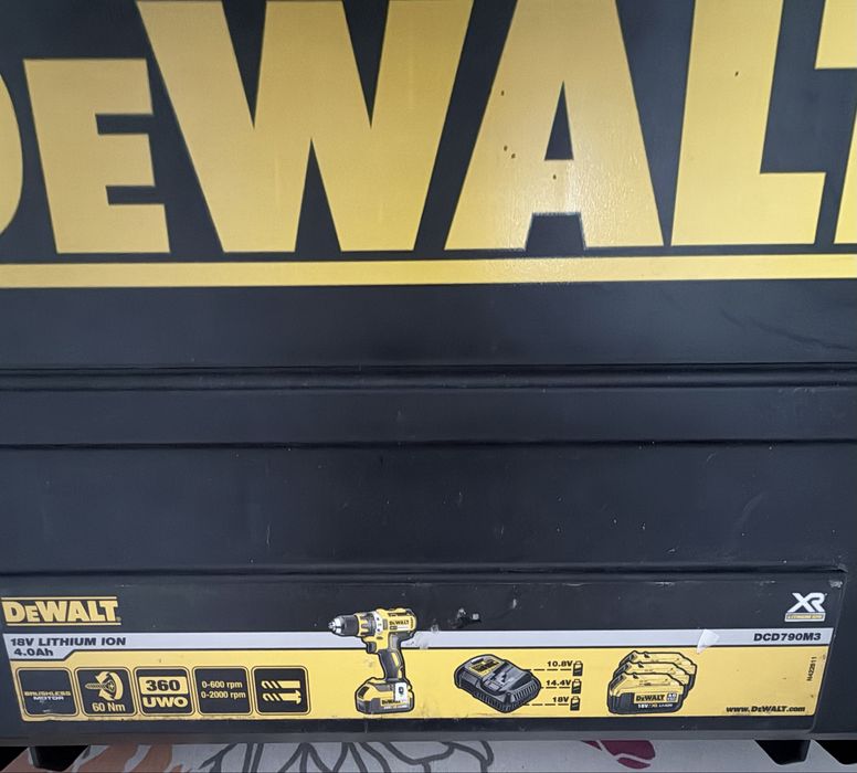 Trusa dewalt noua ! 100% originala !