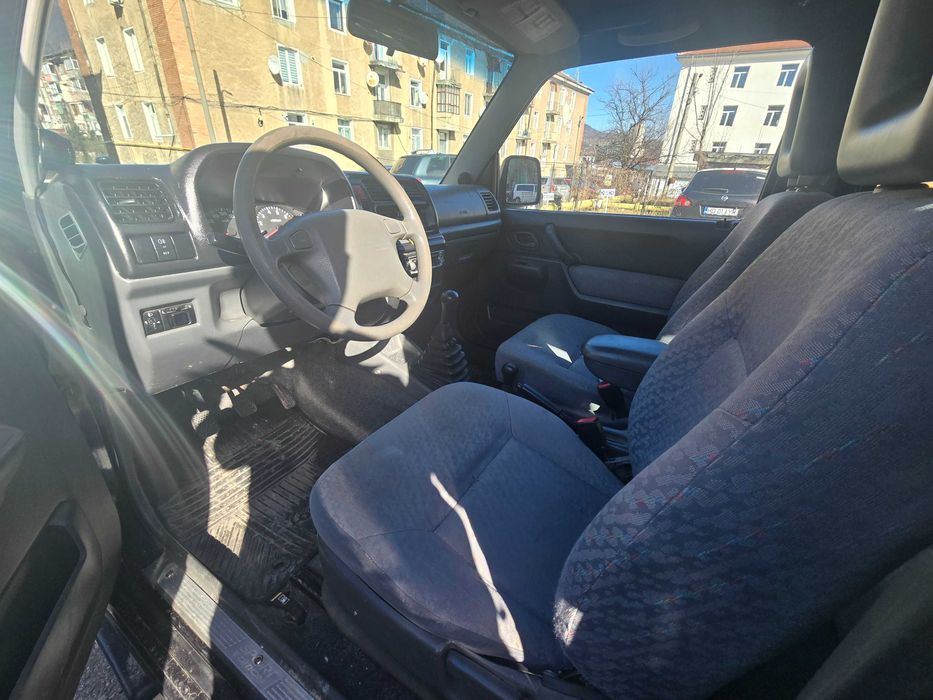 Vînd Suzuky Jimny