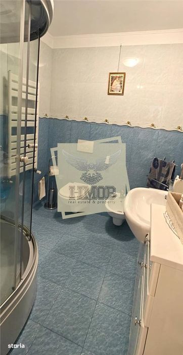 Casa cu 4 camere 2 bai si 830 mp teren in zona Bavaria