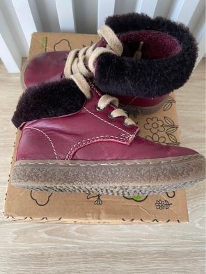 Ghetute piele, marime 22