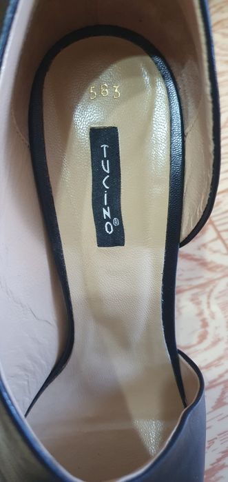 Продам женские туфли