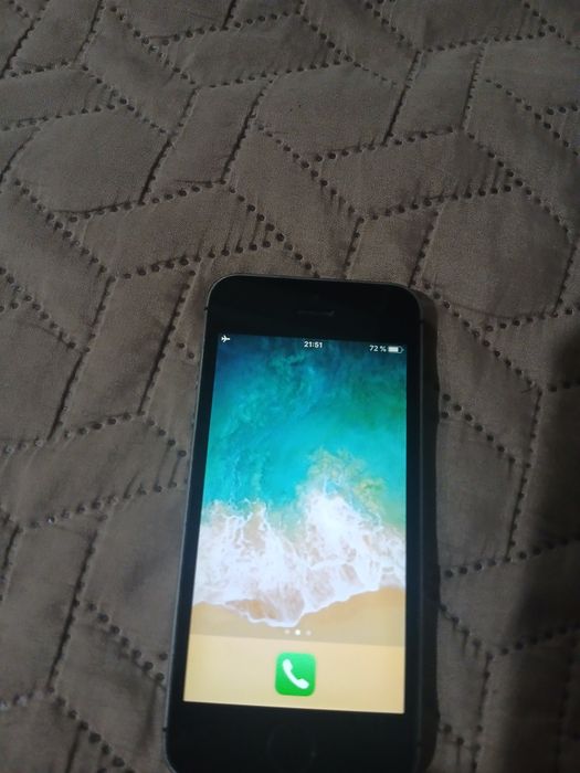 Продаеться айфон 5s