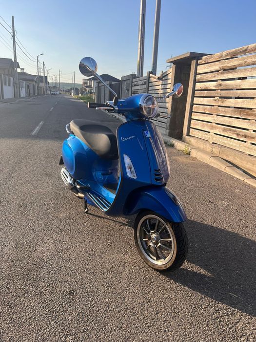 Scuter Vespa Primavera Pic Nic