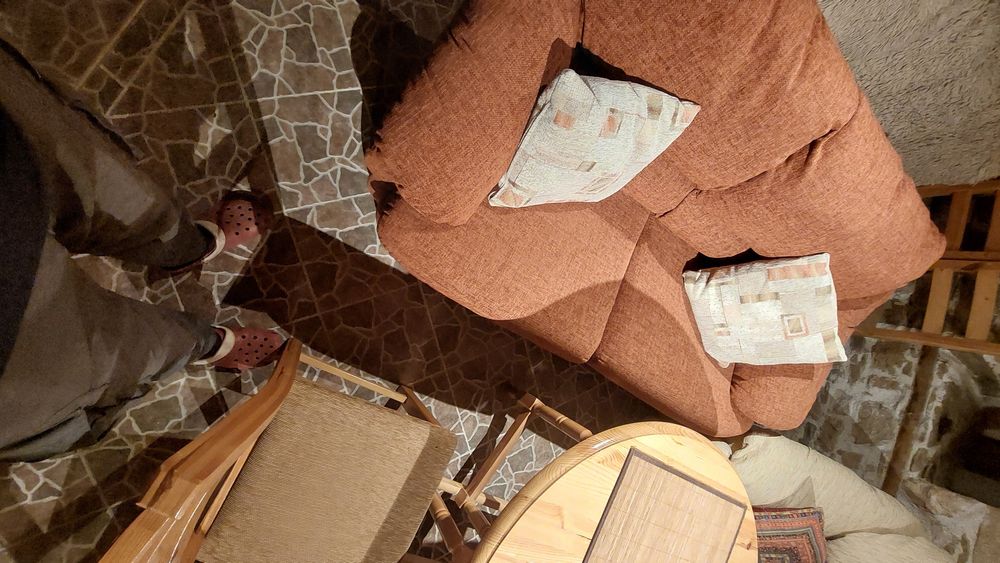 Мека мебел и масив (чам)