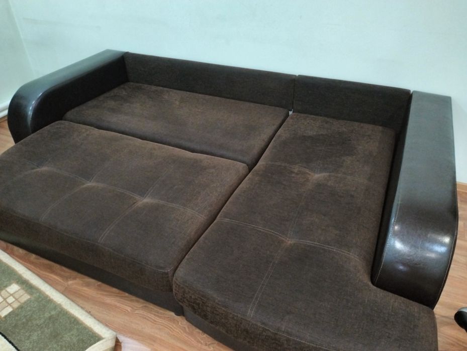 Срочно продаются угловой диван производства Беларуси
