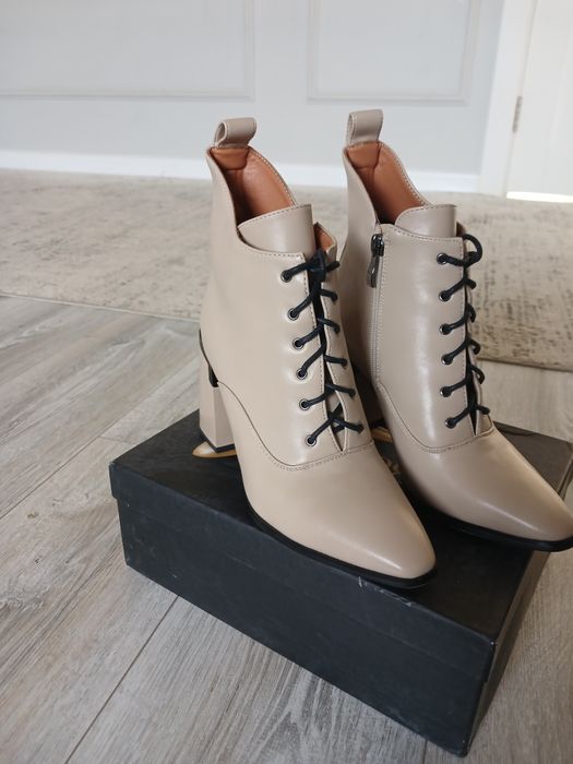 Продаётся платья