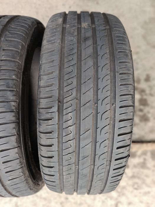 Летни гуми -2022г./40с.-16цола-195/45-1бр.-60лв."BARUM"