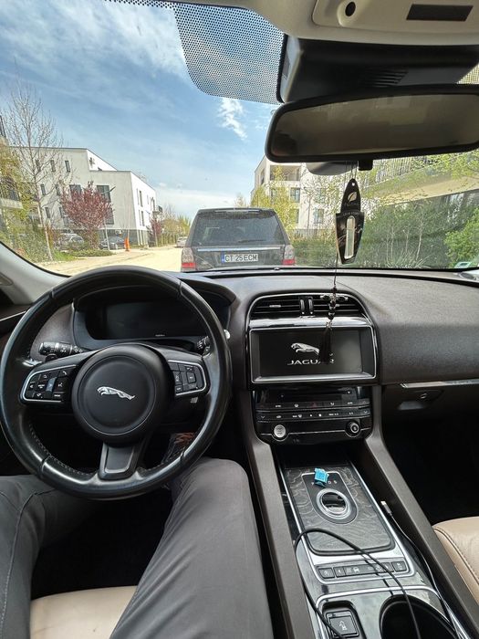 Jaguar F-Pace Jaguar F Pace 11.2016