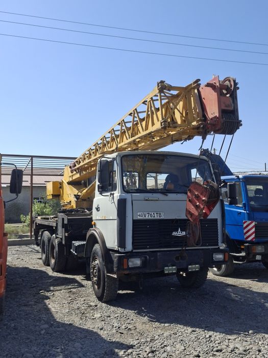 Avto kran  25T sotiladi