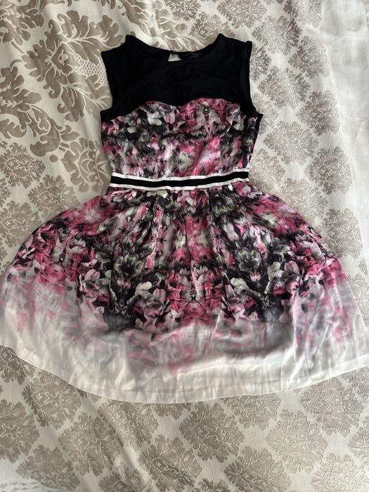 Rochita Guess originala