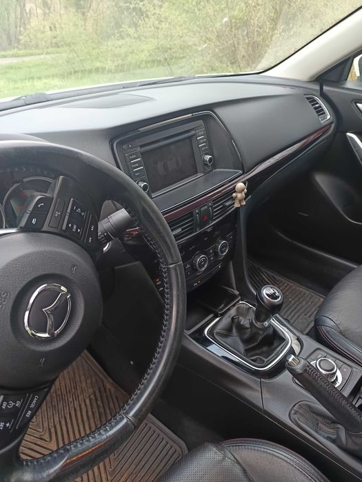 Мазда 6 ,2.2 скайактив