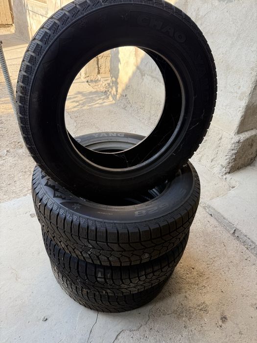 Зимние шина 225/65R17