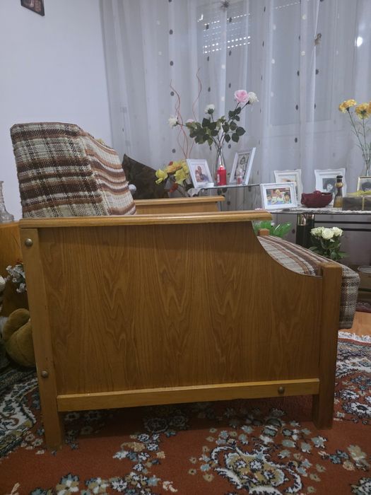 2 Fotolii de Vanzare