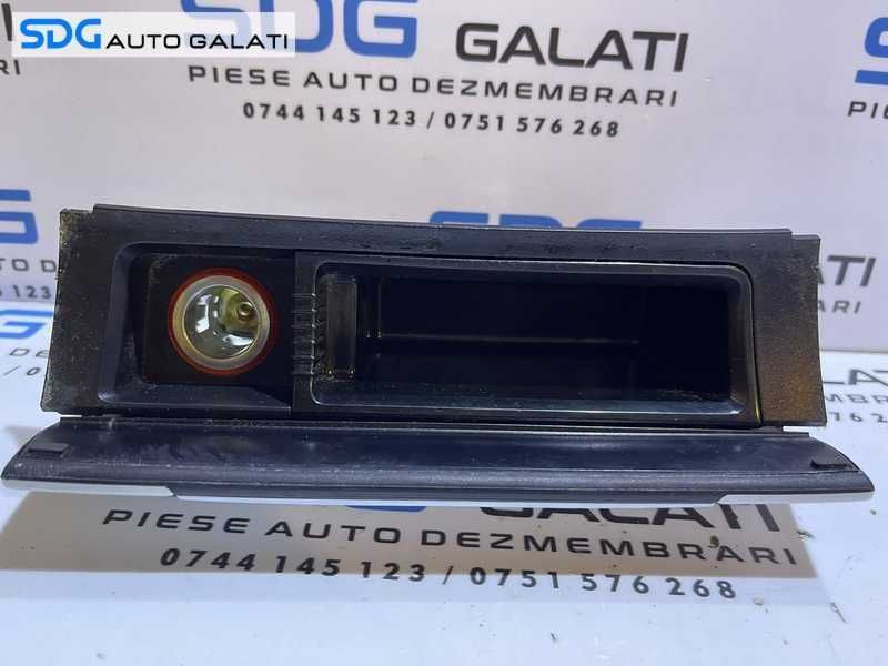 Scrumiera cu Bricheta VW Passat B6 2005 - 2010 Cod 3C0863284G 3C0863284H 3C0857961G