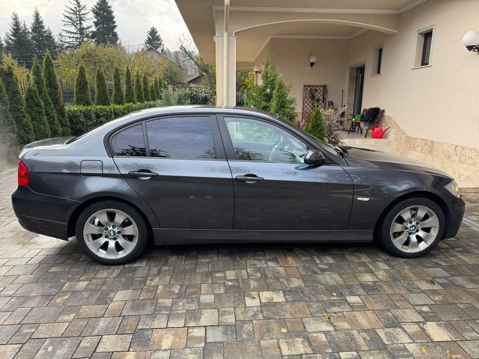 BMW E90 Седан Автомат