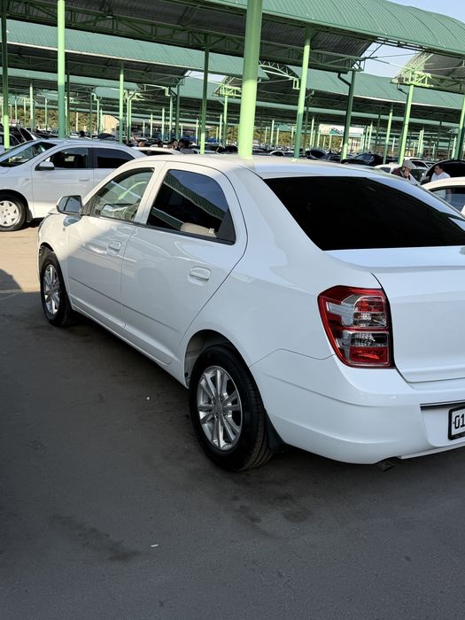 Chevrolet Cobalt 2023 — 4