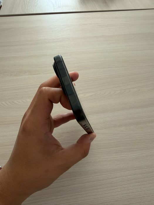 Продам iPhone 15 Pro Max 256 ГБ