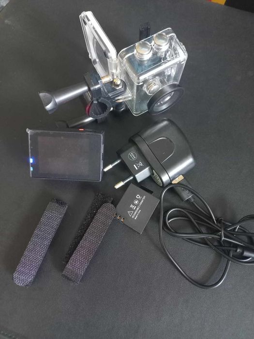 Спортна камера Crosstour CT7000, WiFi 1080P, Full HD 12MP водоустойчив