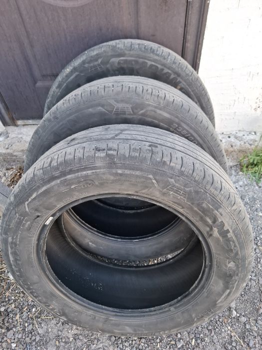 Продам шины размер 235/60/18 HEXEN